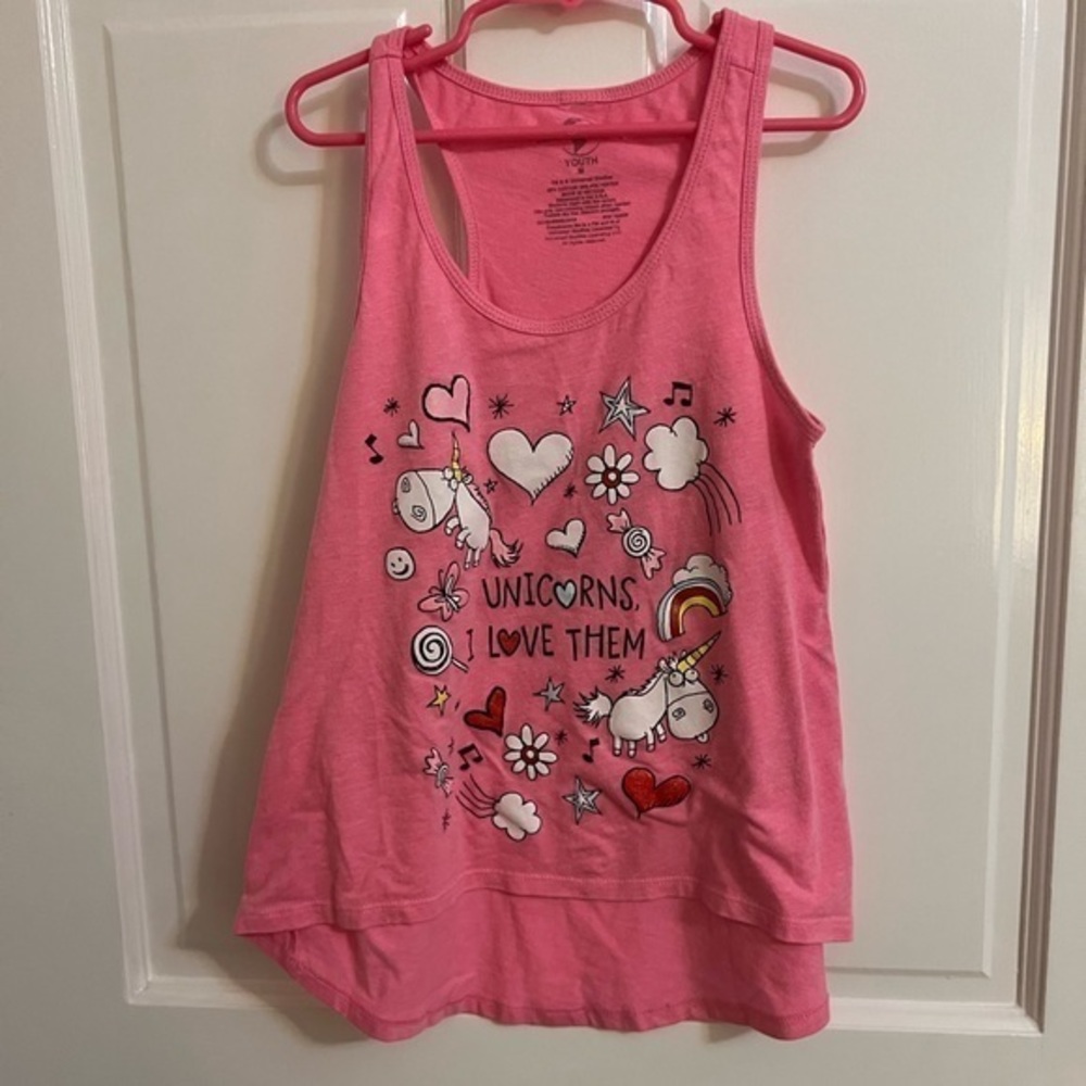 Girls Unicorns I love them tank. Universal studios. Size medium.